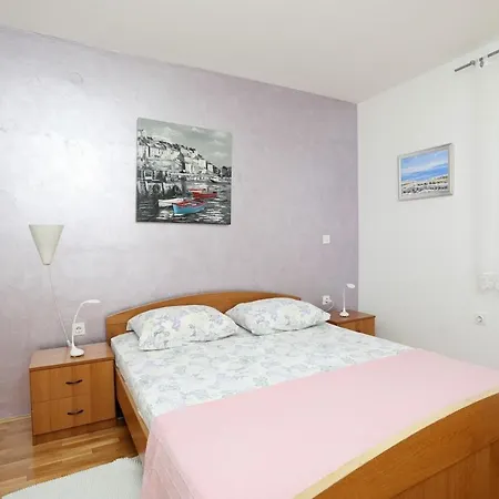 Apartment With A Parking Space Rabac, Labin - 19102 *