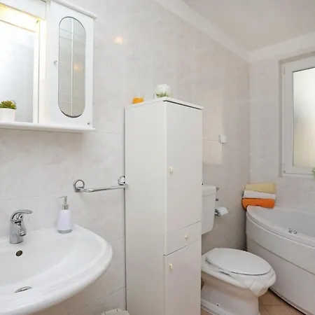 With Hot Tub Rabac, Labin - 19102 Apartman *