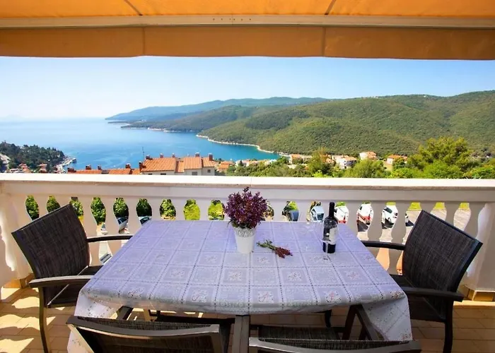 With Parking Space Rabac, Labin - 19102 Appartement *